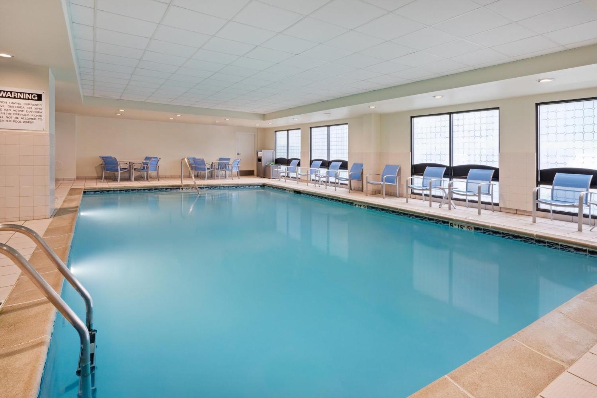Holiday Inn Express & Suites Cincinnati Riverfront By Ihg Covington Dış mekan fotoğraf