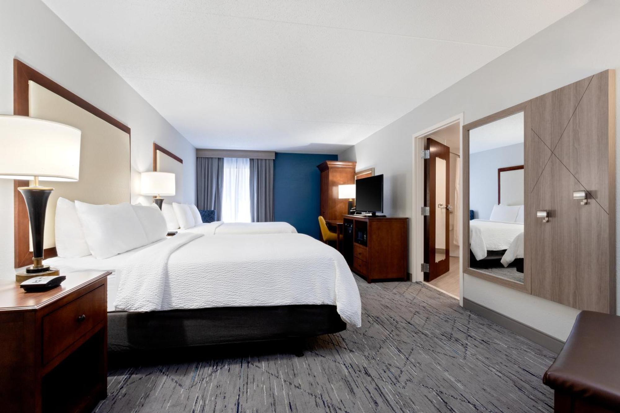 Holiday Inn Express & Suites Cincinnati Riverfront By Ihg Covington Dış mekan fotoğraf