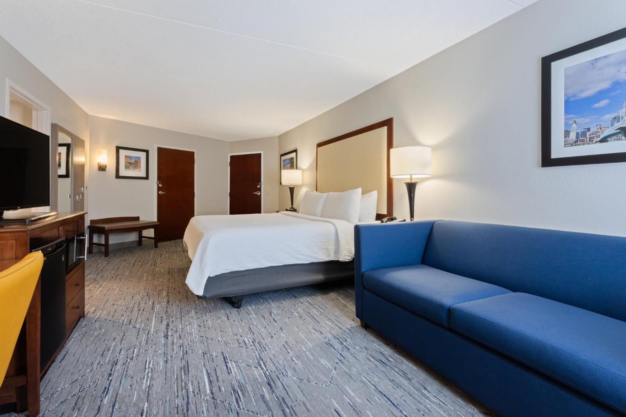 Holiday Inn Express & Suites Cincinnati Riverfront By Ihg Covington Dış mekan fotoğraf