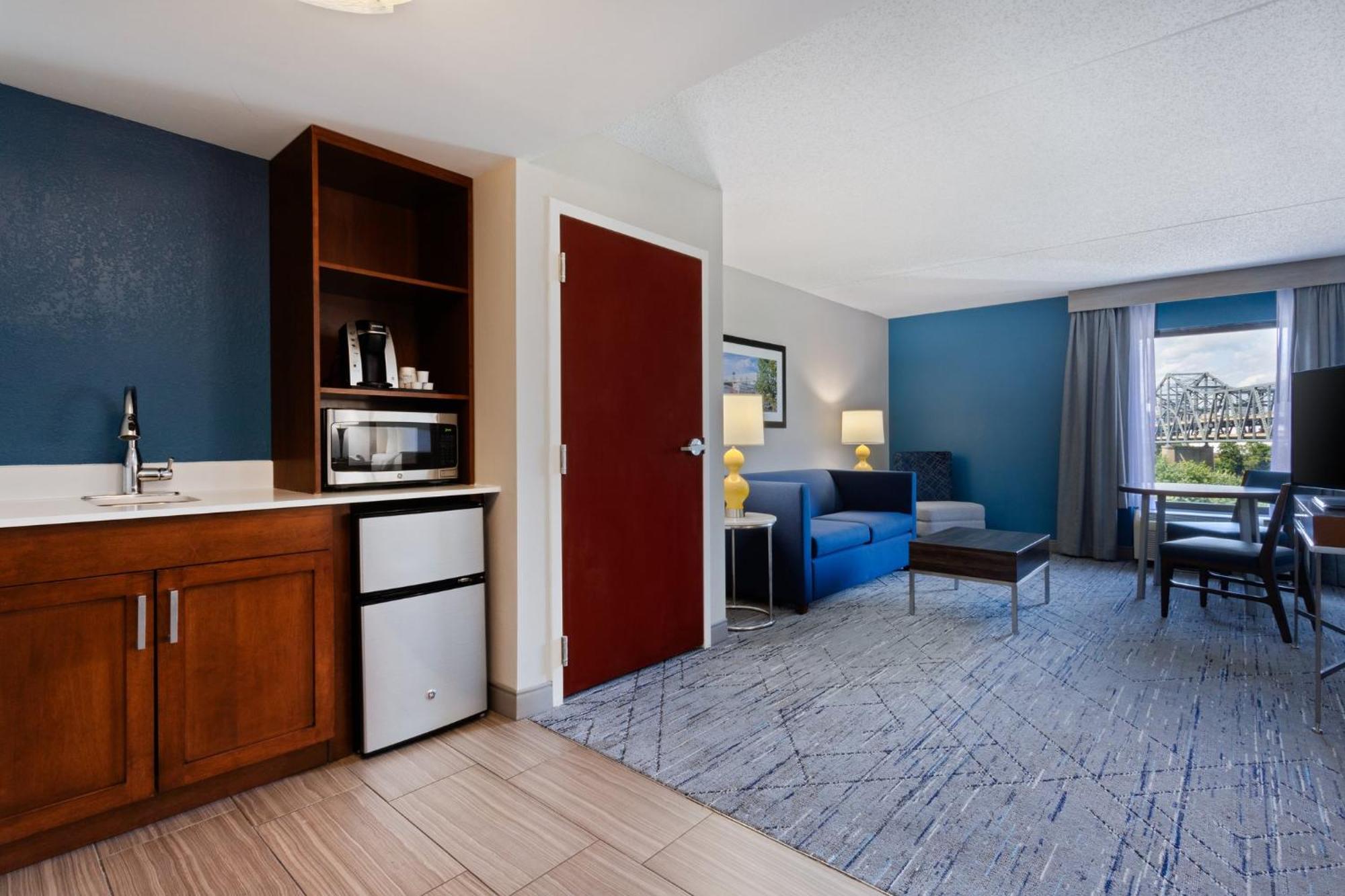 Holiday Inn Express & Suites Cincinnati Riverfront By Ihg Covington Dış mekan fotoğraf