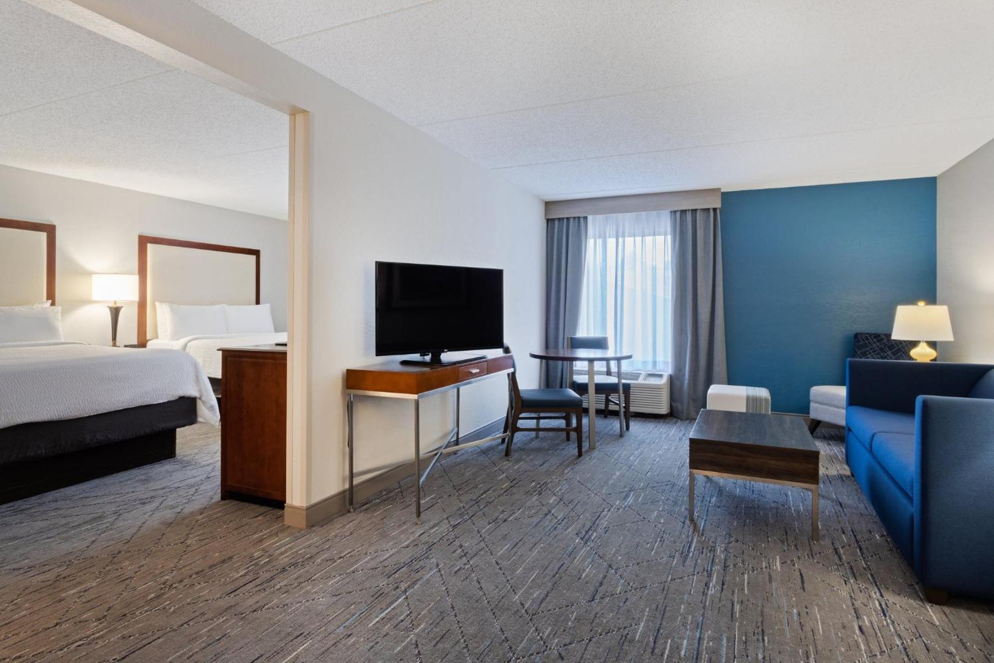 Holiday Inn Express & Suites Cincinnati Riverfront By Ihg Covington Dış mekan fotoğraf
