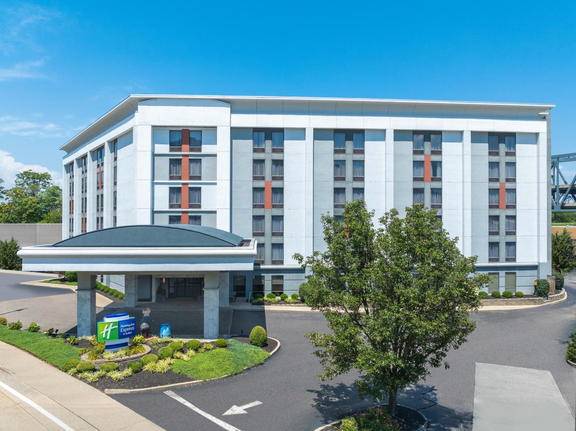 Holiday Inn Express & Suites Cincinnati Riverfront By Ihg Covington Dış mekan fotoğraf