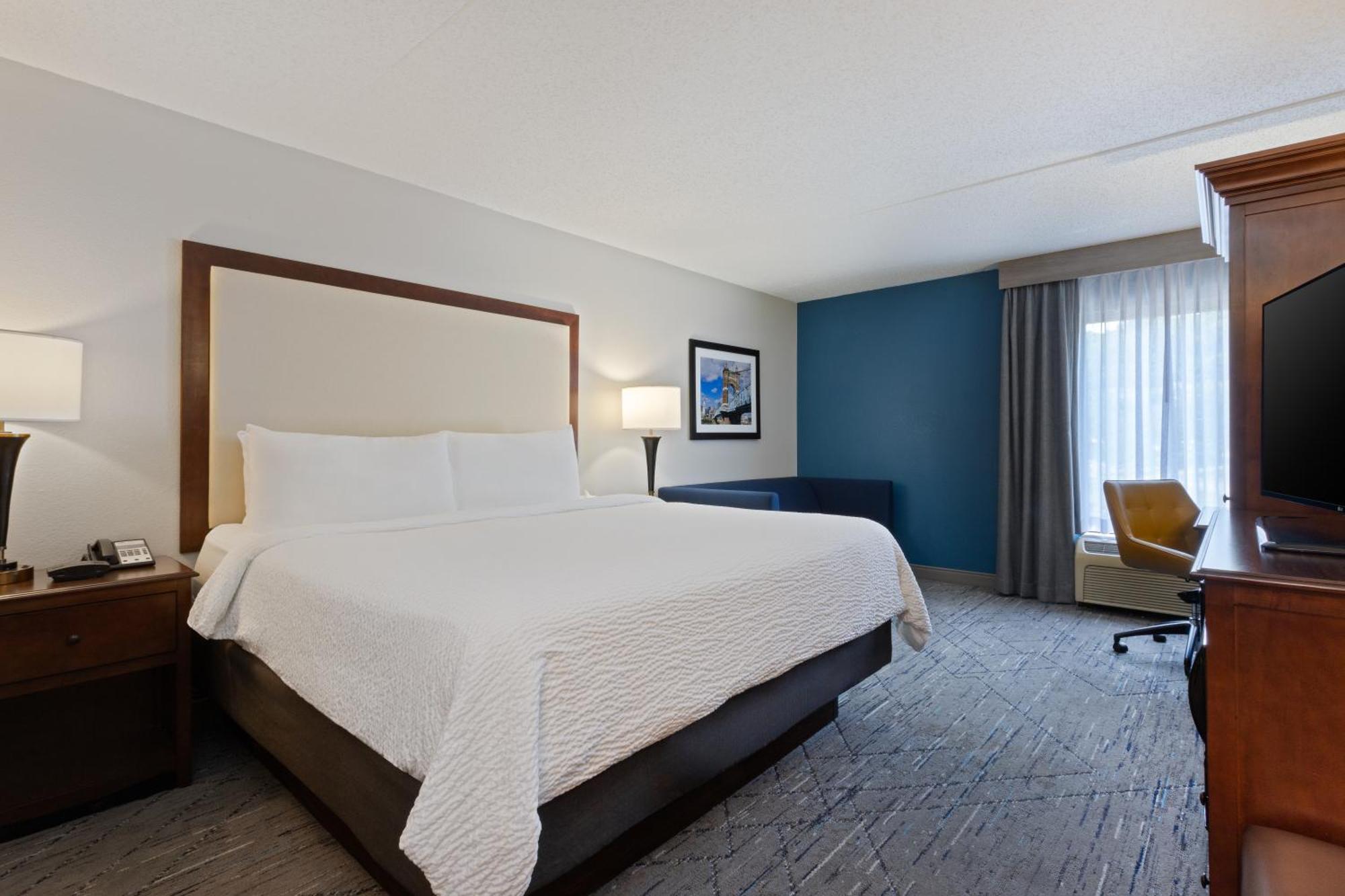 Holiday Inn Express & Suites Cincinnati Riverfront By Ihg Covington Dış mekan fotoğraf