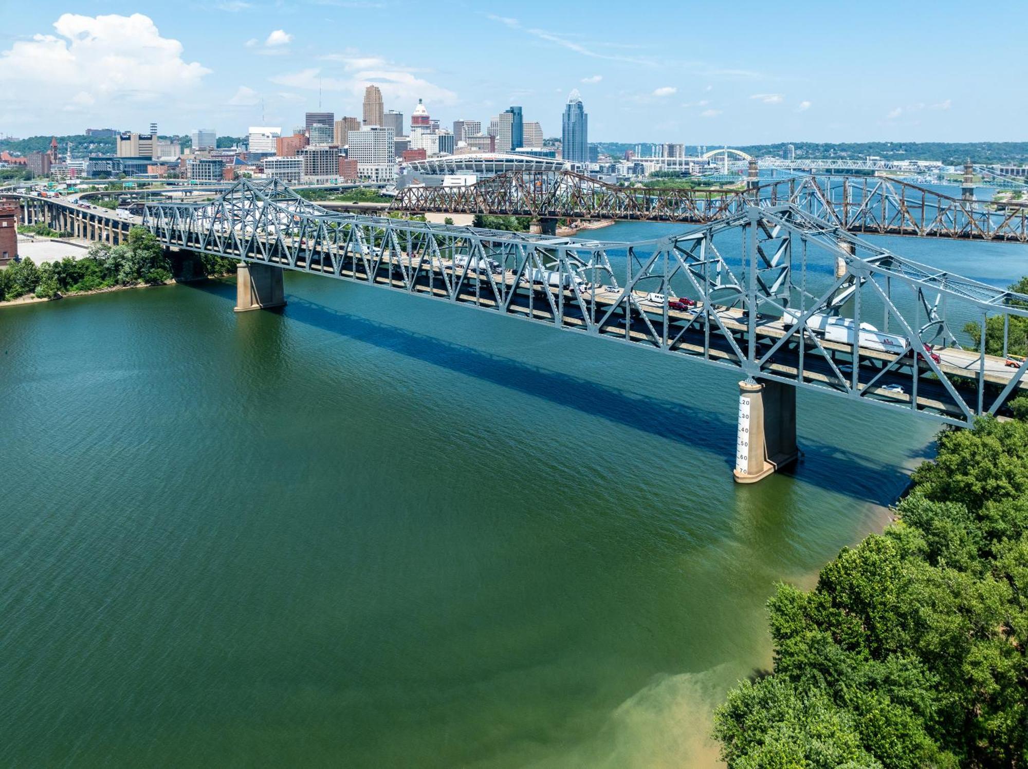 Holiday Inn Express & Suites Cincinnati Riverfront By Ihg Covington Dış mekan fotoğraf