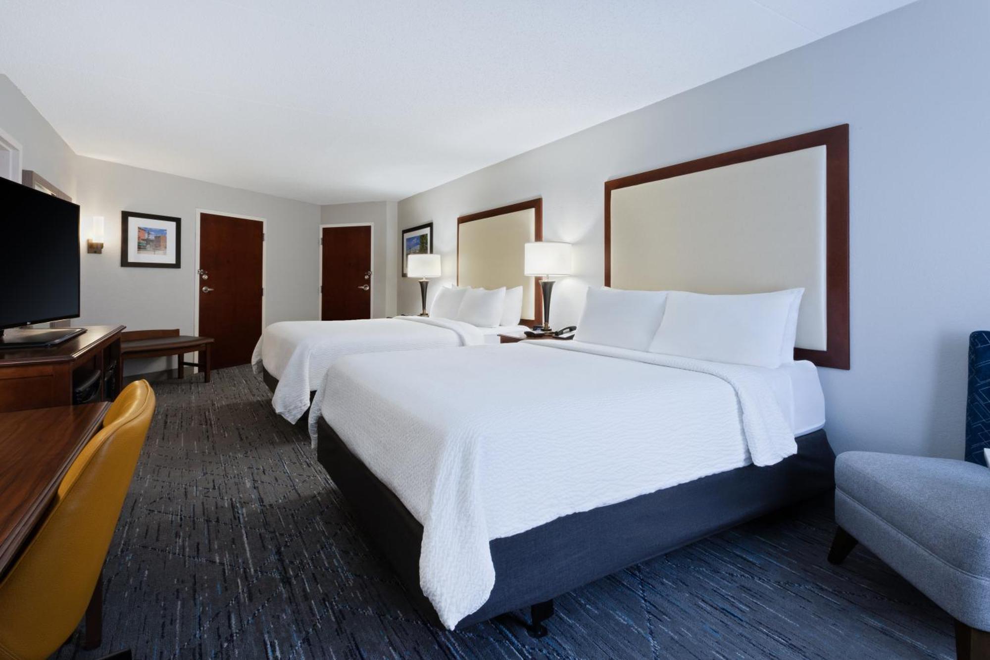 Holiday Inn Express & Suites Cincinnati Riverfront By Ihg Covington Dış mekan fotoğraf