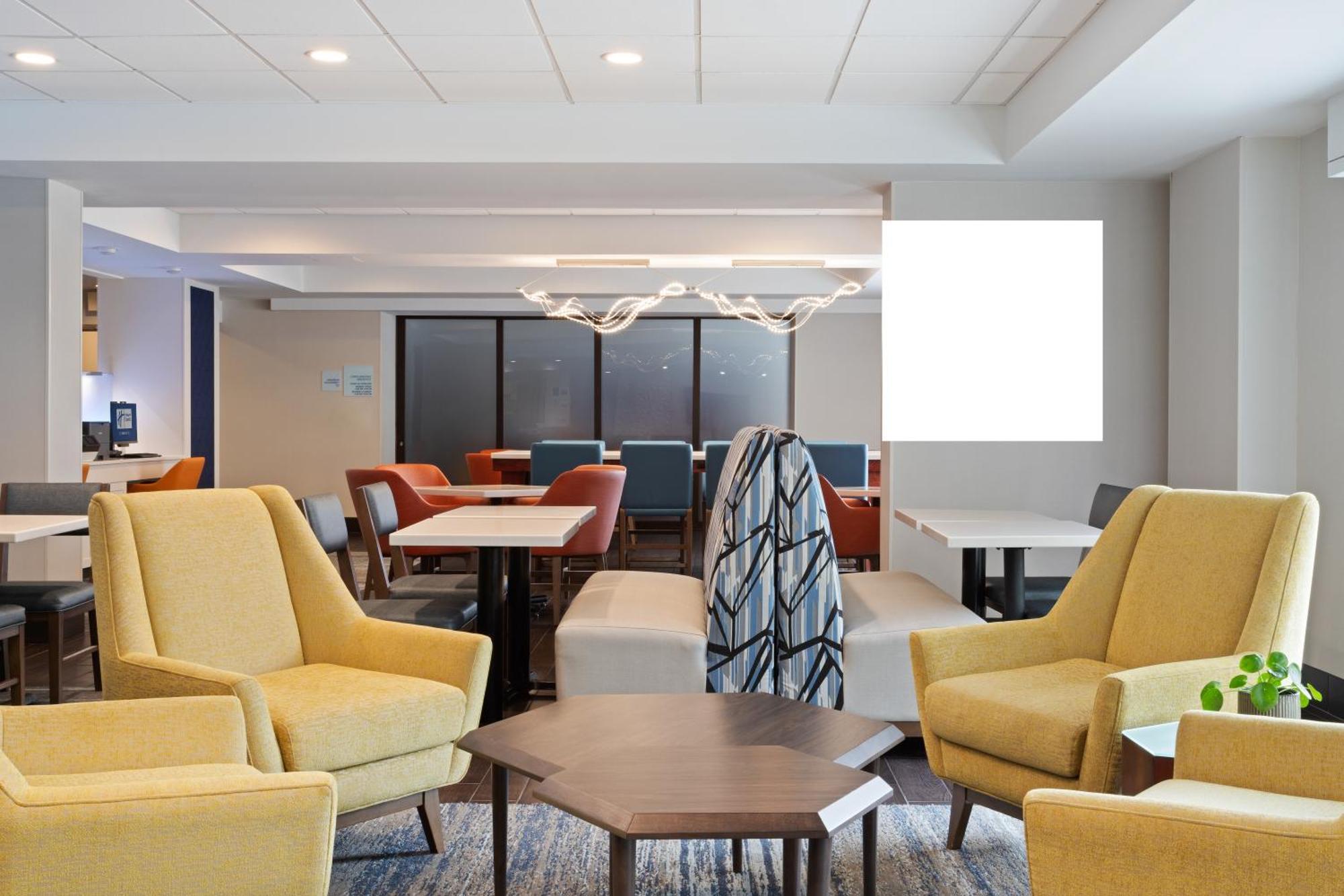 Holiday Inn Express & Suites Cincinnati Riverfront By Ihg Covington Dış mekan fotoğraf